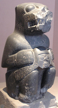 statue